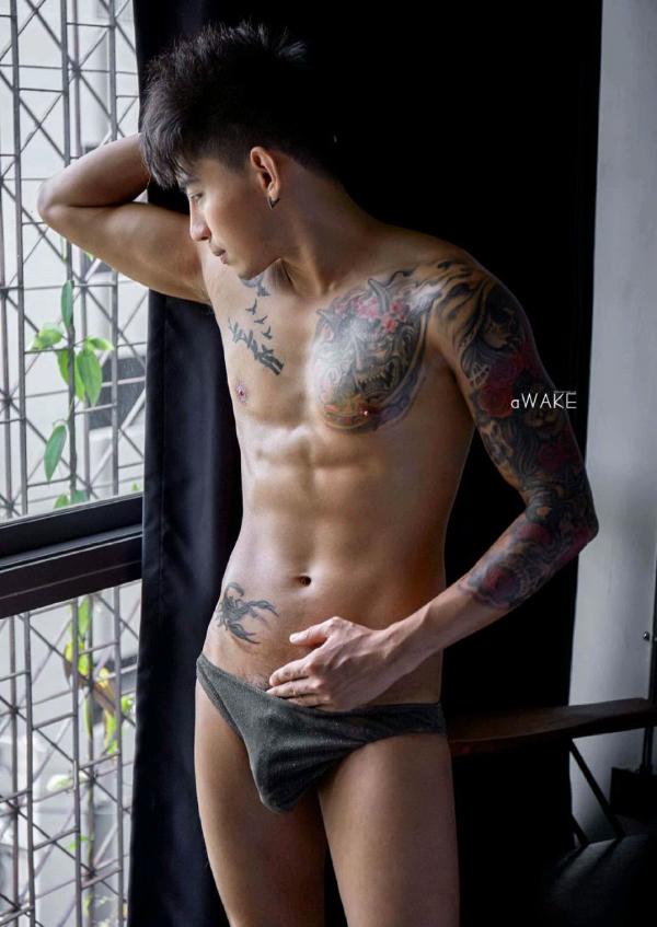 AWAKE-Issue-07--KoKo